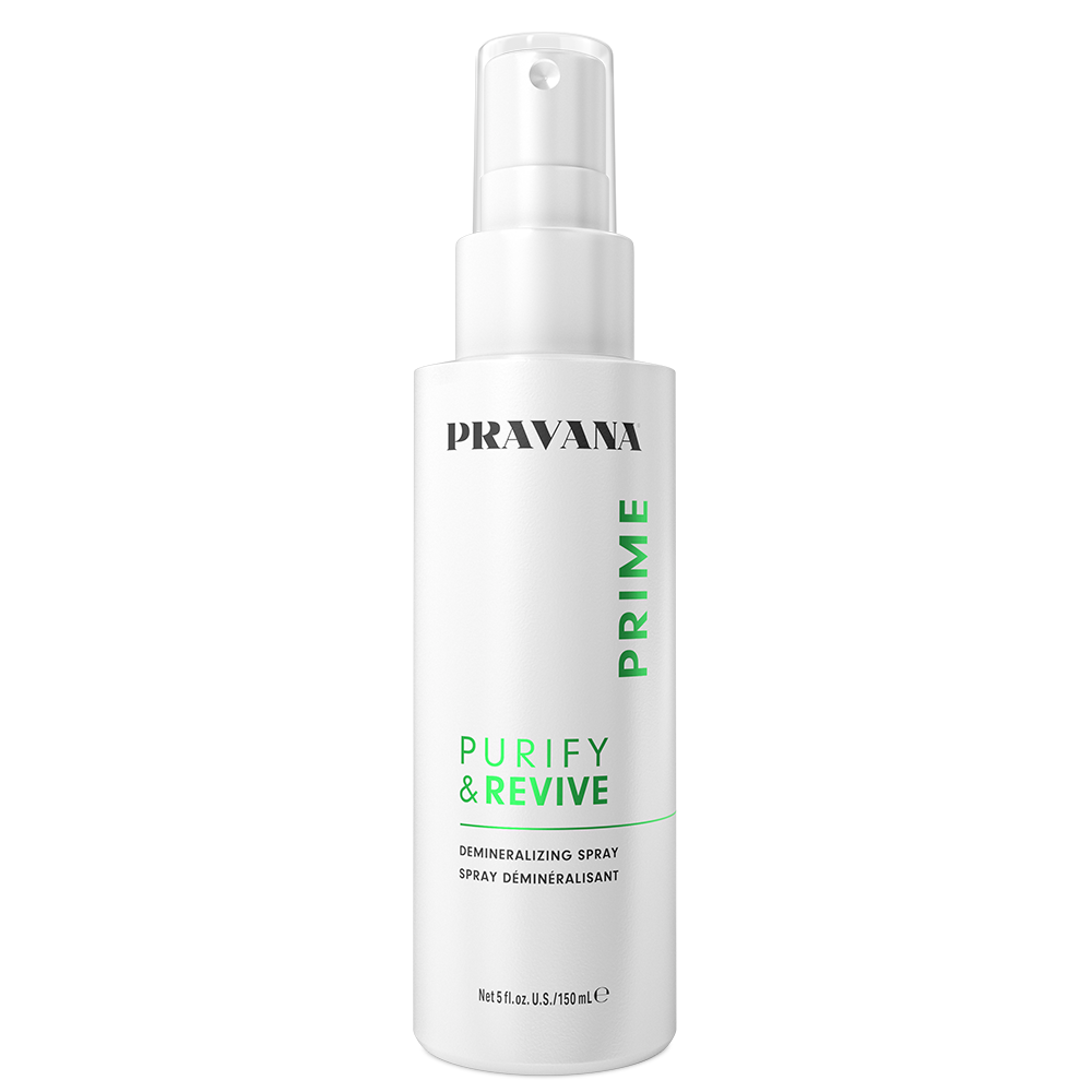 Spray demineralisant Purify & Revive — flacon vaporisateur blanc PRIME 150 ml, etiquette de face, fond blanc