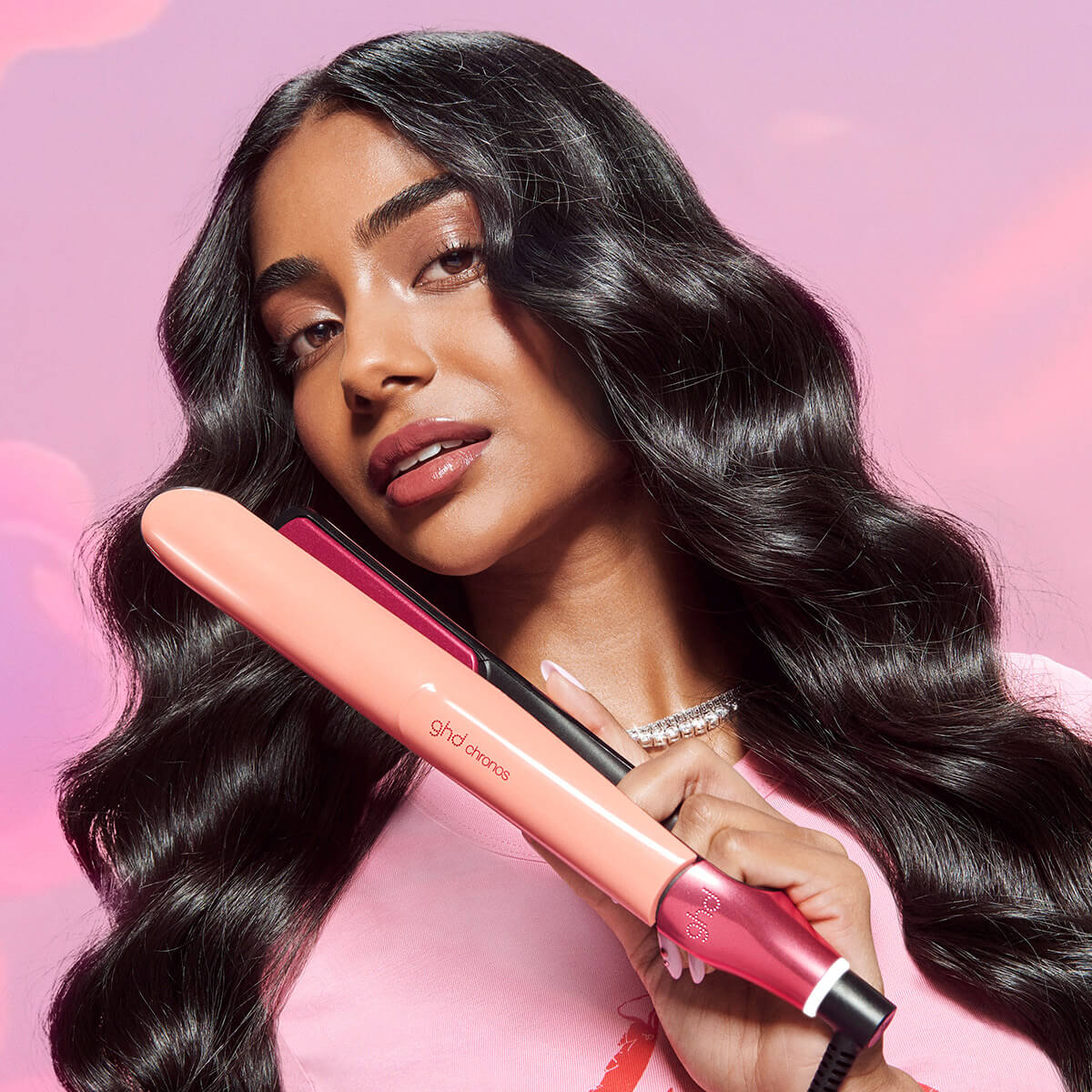 GHD Chronos 1 in styler and case set in Sugar Pink