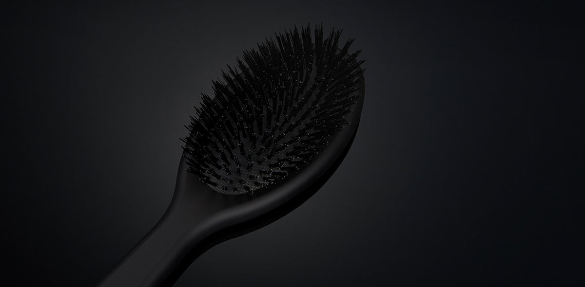GHD – Dresser Oval Dressing Brush – Black