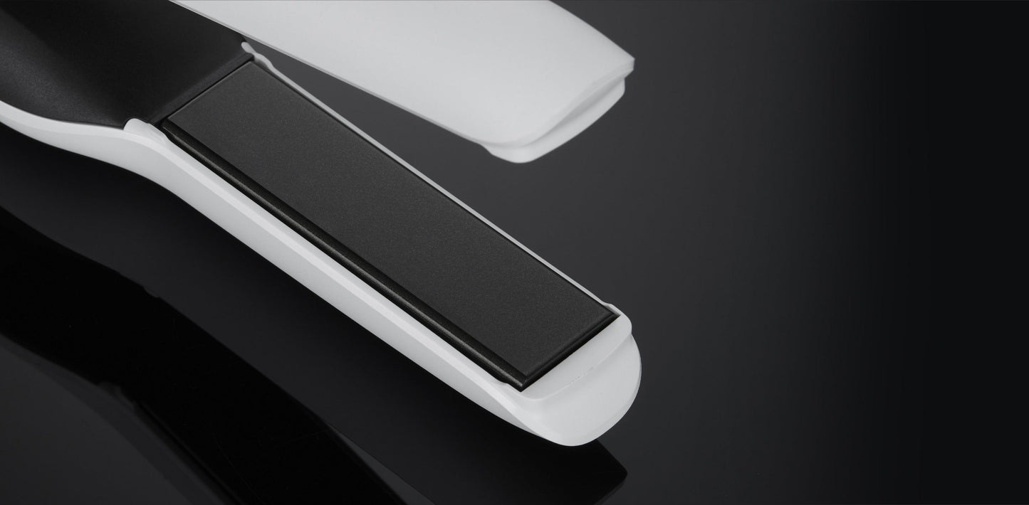 GHD – Unplugged Cordless Hair Straightener – White