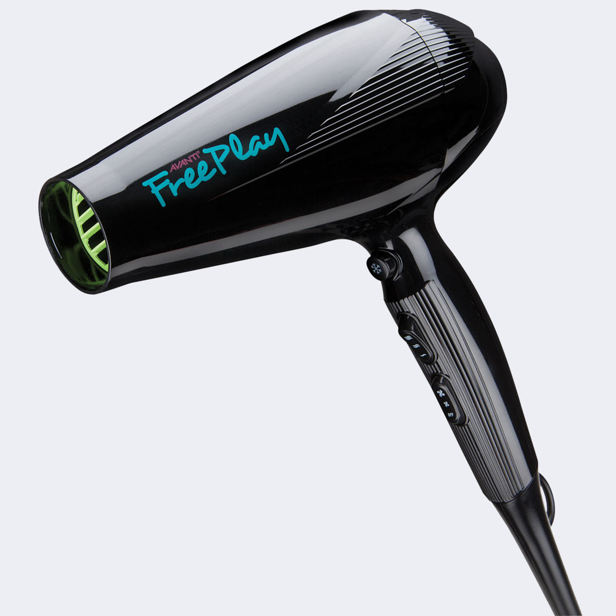 Avanti FreePlay Ceramic Hair Dryer – black FreePlay hair dryer, three-quarter view on a plain background / Séchoir Avanti FreePlay en céramique – sèche-cheveux FreePlay noir, vue trois quarts sur fond uni