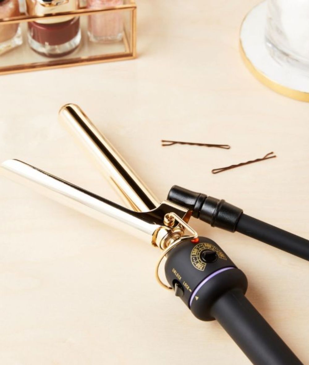 Hot Tools 3/4" Curling Iron 24K Gold — 24K gold marcel curling iron with locking marcel handle, plain white background
