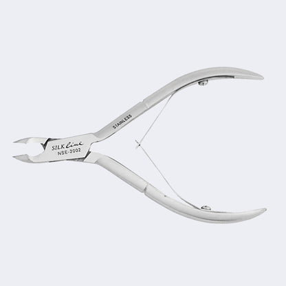 Silkline Professional Cuticle Nipper – 4 in Stainless Steel with Double Springs and Box Joint – NSE2002NC / Pince à cuticules Silkline - quart de mâchoire 2,5 mm, acier inoxydable - NSE2002NC