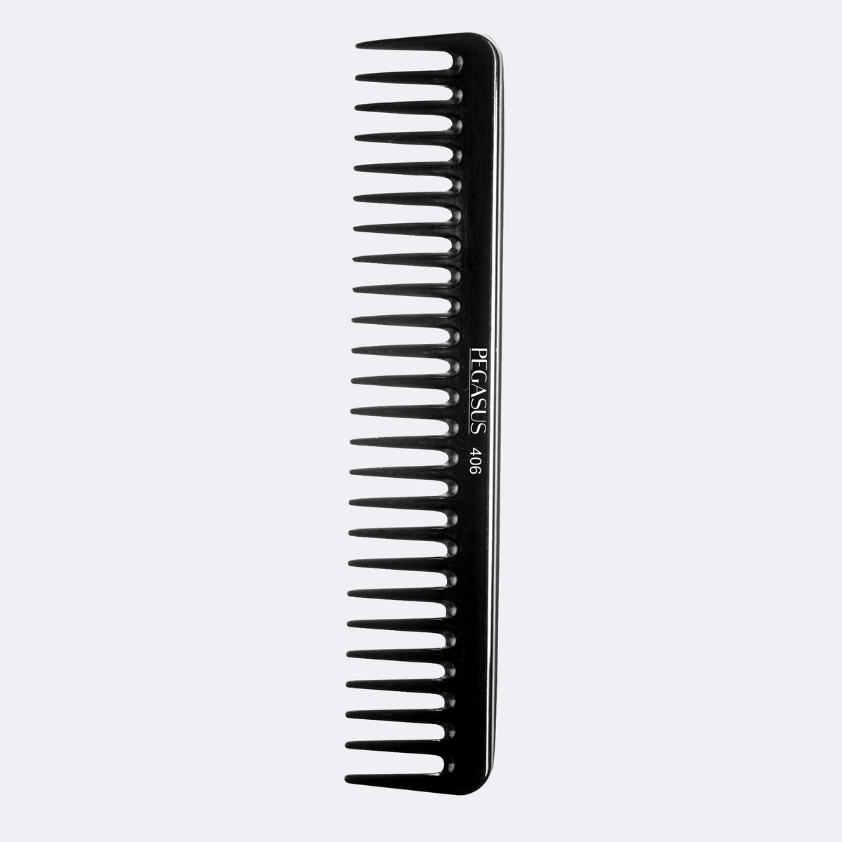 Styling comb with wide teeth