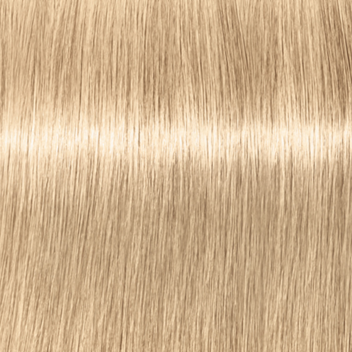 Schwarzkopf IGORA Royal Highlifts — shade 10-0 Ultra Blonde Natural on a hair strand