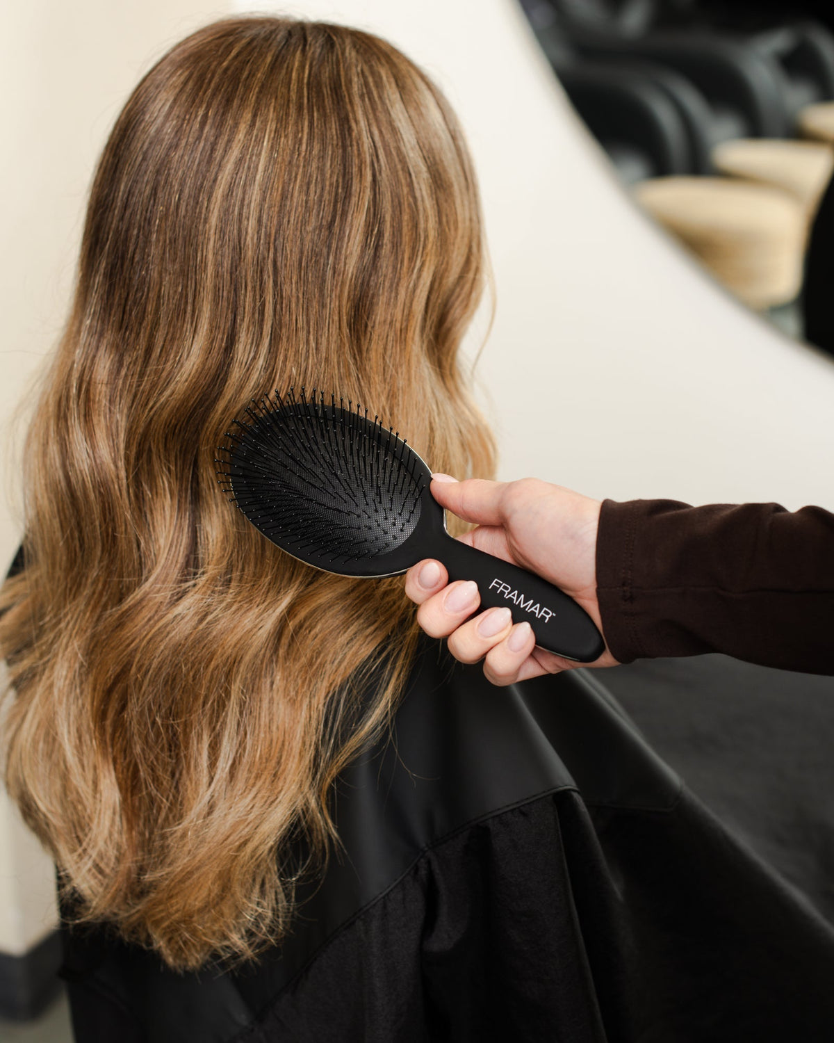 Framar Black to the Future Detangle Brush