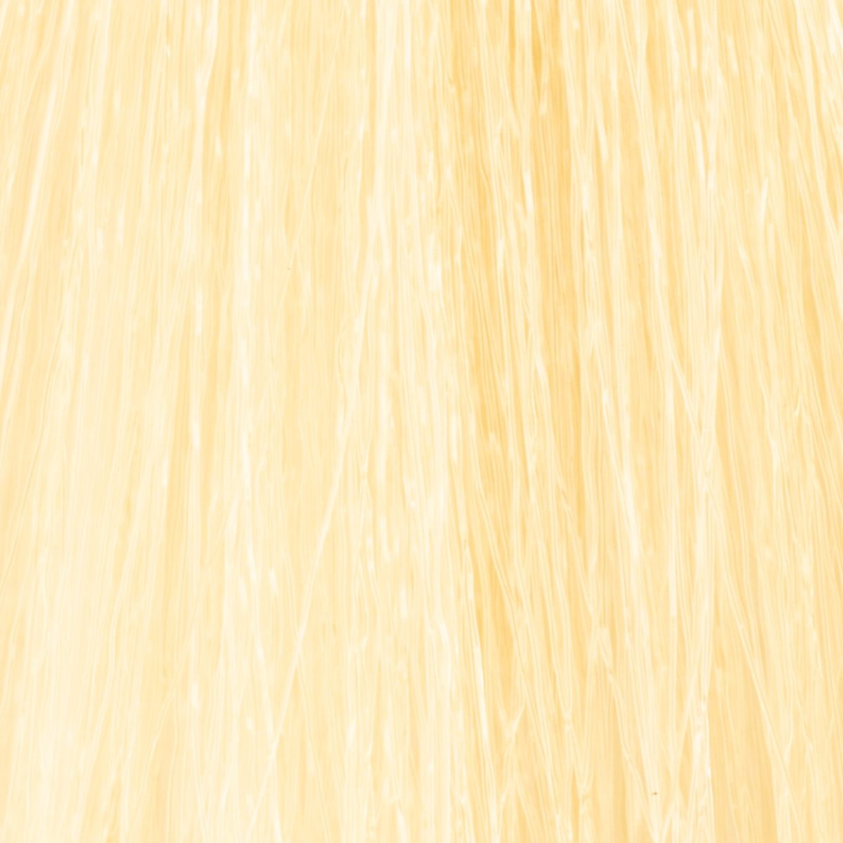 Insight Incolor Hydra-Color Super Lighteners – 90/3 Golden Super Bleaching Blonde