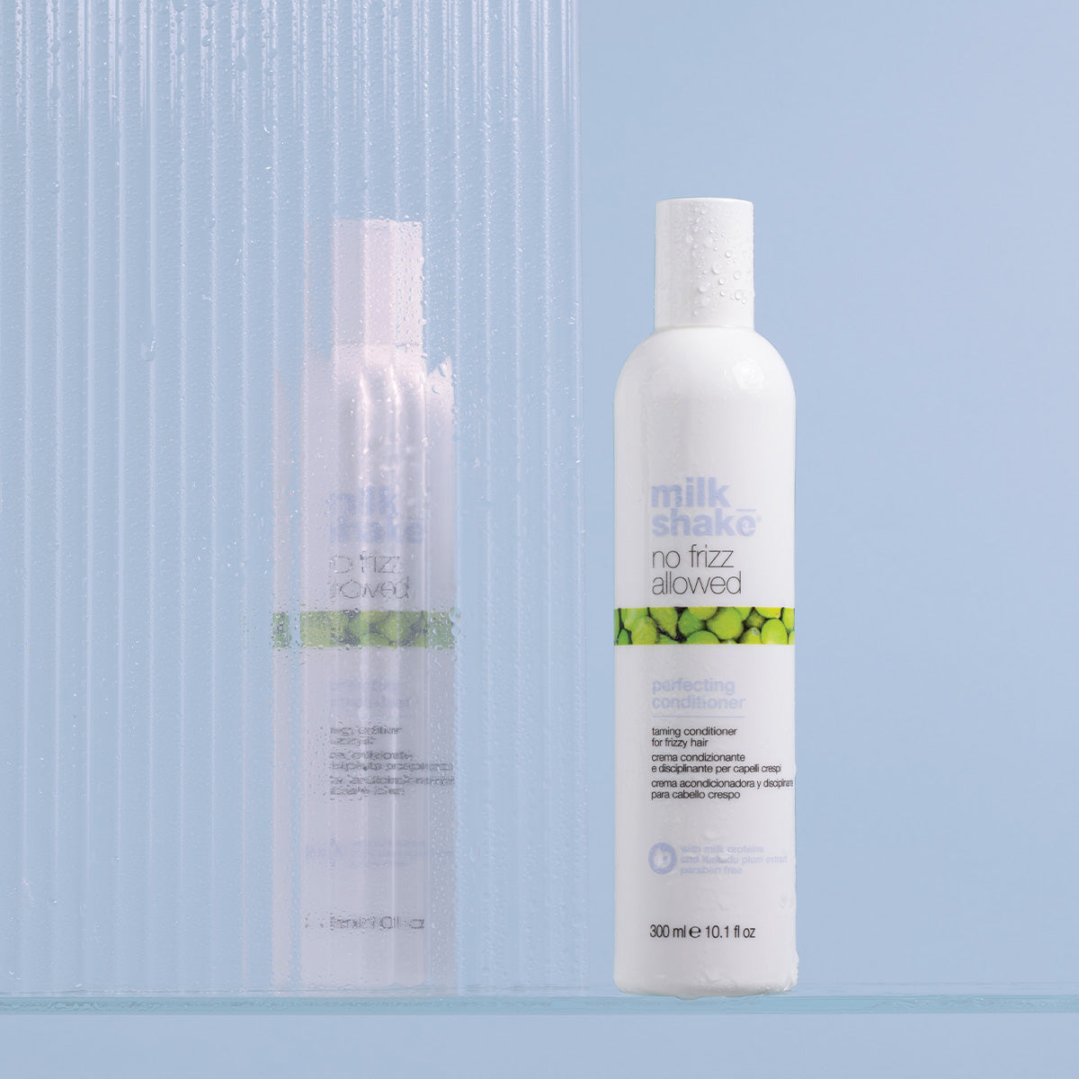 milk_shake No Frizz Allowed Perfecting Conditioner — lifestyle shot