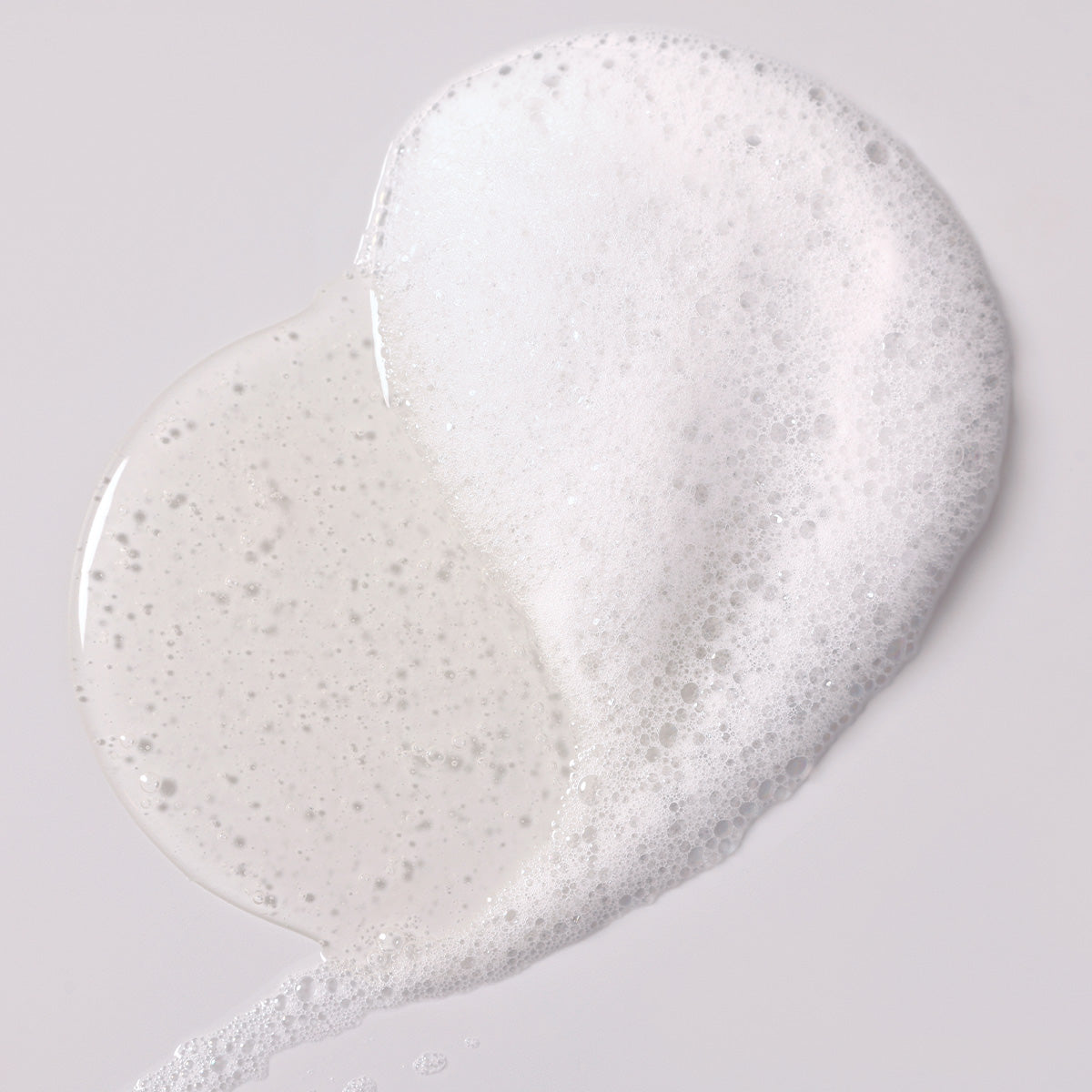 milk_shake No Frizz Allowed Perfecting Shampoo — product texture