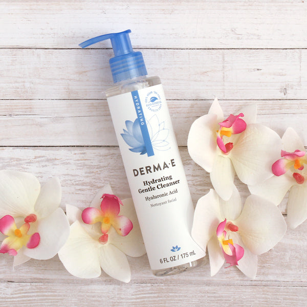 Hydrating Gentle Cleanser - by DERMA E |ProCare Outlet|